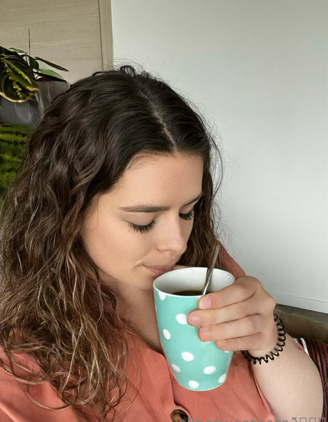 alinasweetness pornstar nice picture