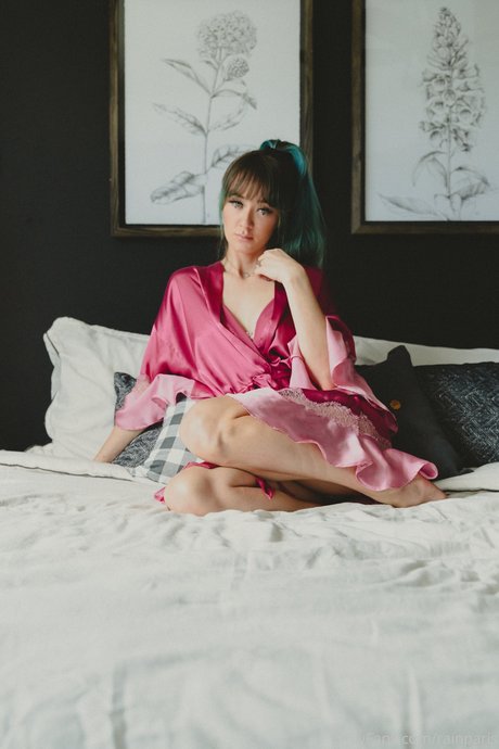 Rain Paris star porn photo