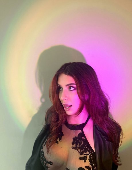 Catherain nude pornstar img