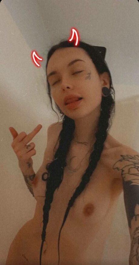 Stormy Summers pretty actress pictures