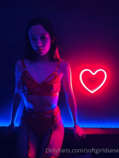 Diana and Damien art actress picture