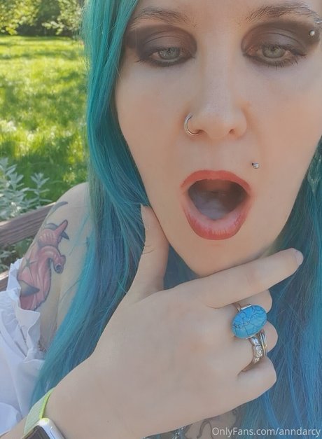 Ann Darcy sexy star pictures