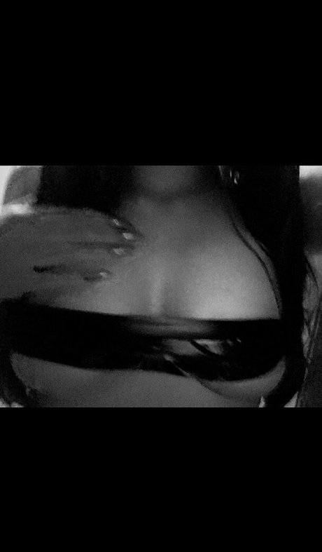 xo paris high quality model img