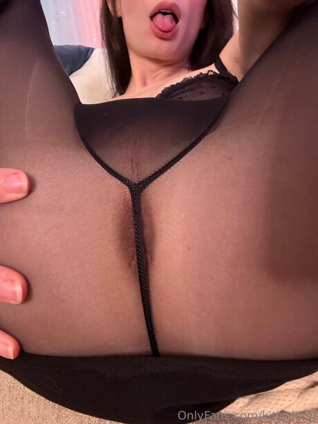 Kitty Lynn porn actress img