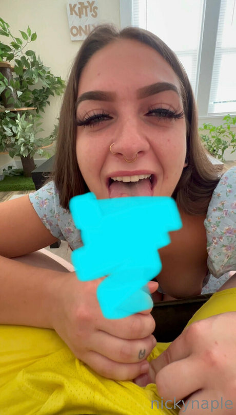 Nickynaple free model gallery