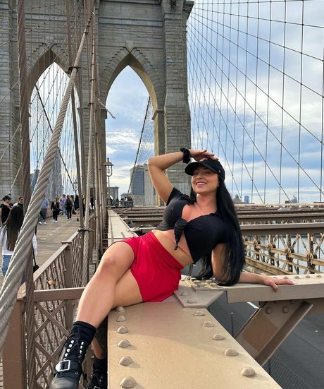 Kat Corrao star perfect img