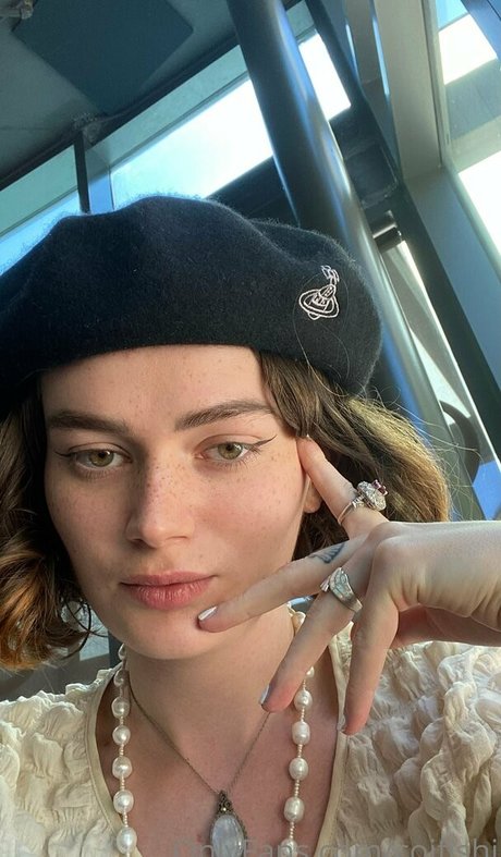 floraauclair model pornographic gallery