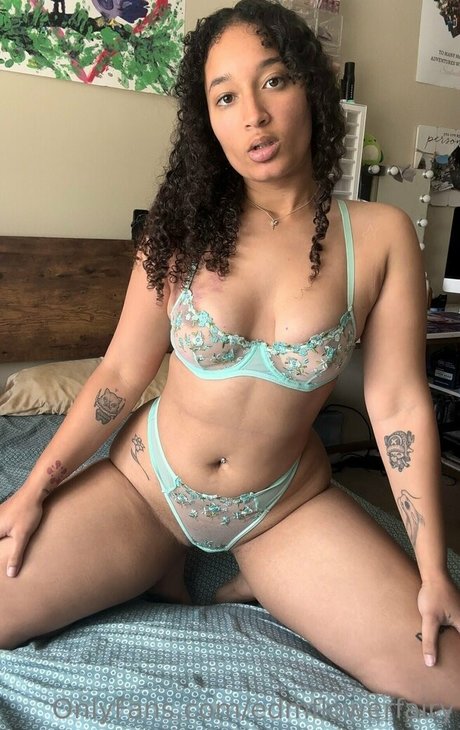 EDMFlowerFairy pornographic actress pics