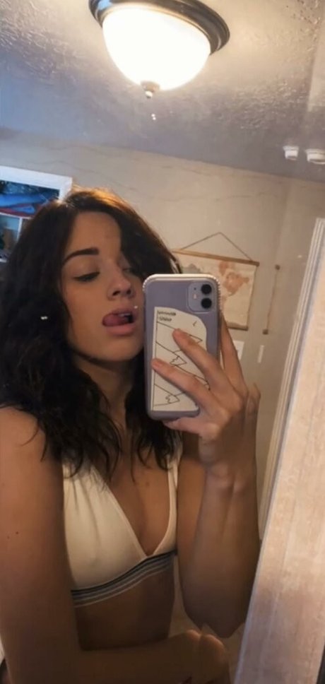 Kayharm1 top actress img