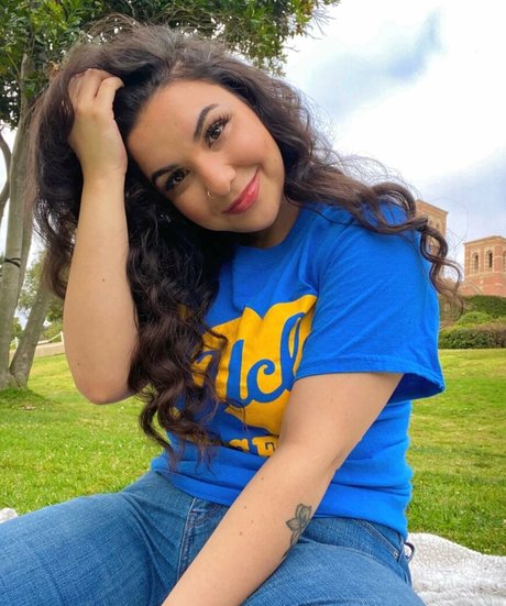 Obviously Queen nude actress gallery