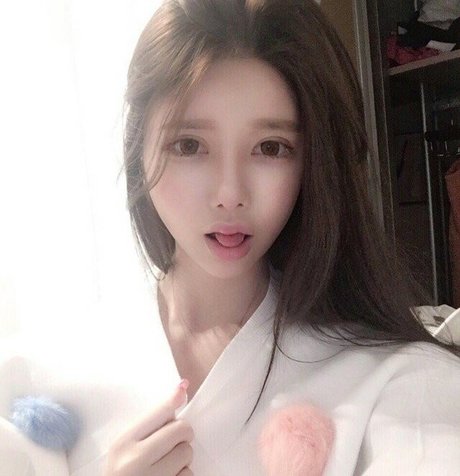 Baek Si Young sex actress archive