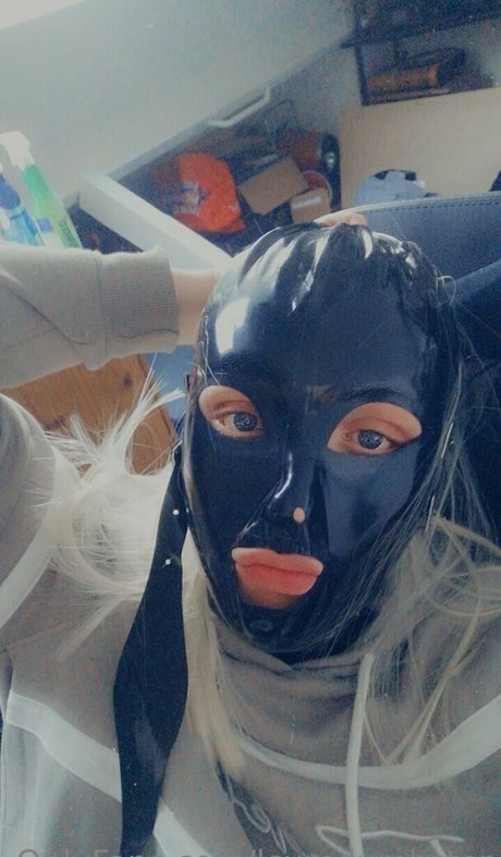 lcumdumbster pornographic actress pictures