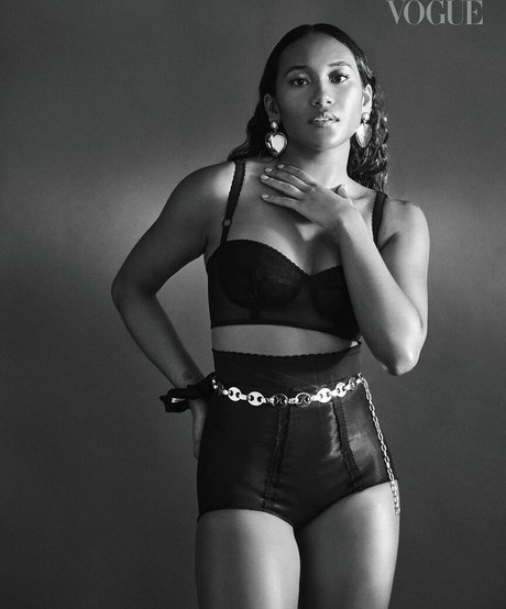 pierced onlyfans hd picture