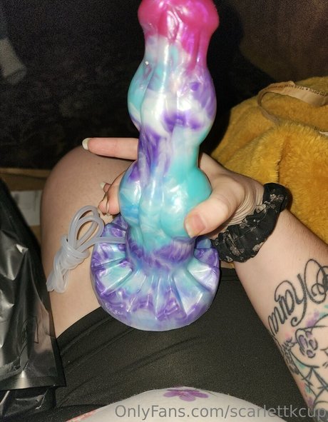 scarlettkcup art model image