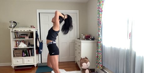 ehmbies model porn picture