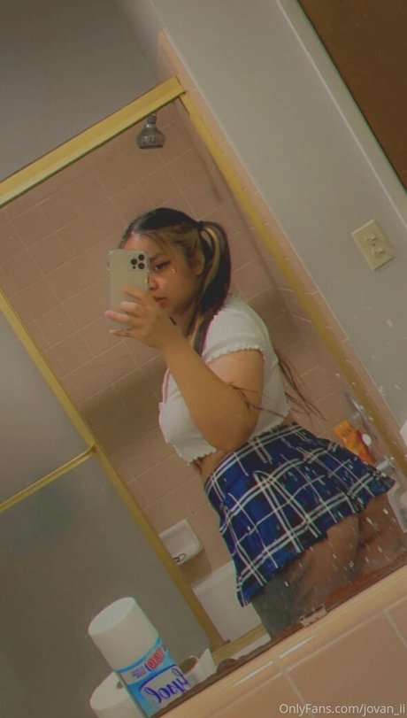 Daisyy x perfect model photo