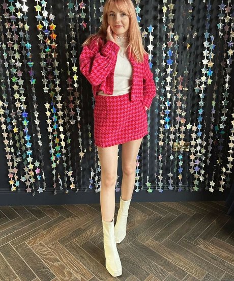 LDShadowLady star art archive