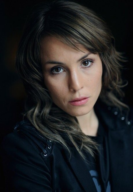 Noomi Rapace model pretty pictures