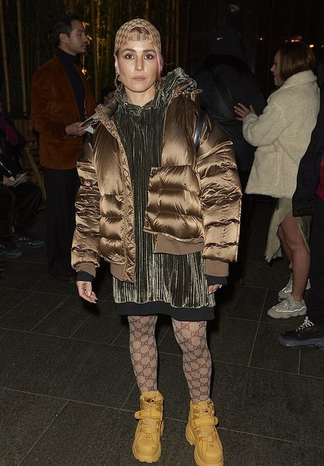 Noomi Rapace hot actress photos