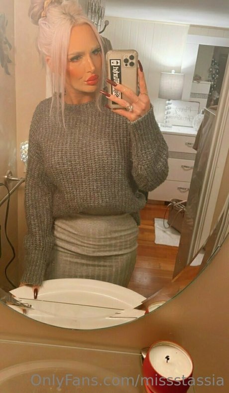 missstassia pornstar top img