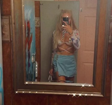 Ellismae pornstar nice pics