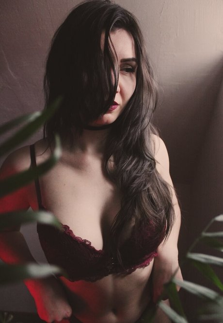 Chloe Ventura model pic