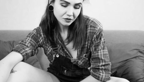 Chloe Ventura sex model pics