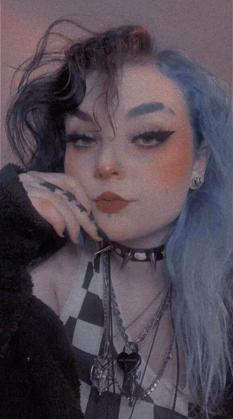 llkonekooll star pornographic photos