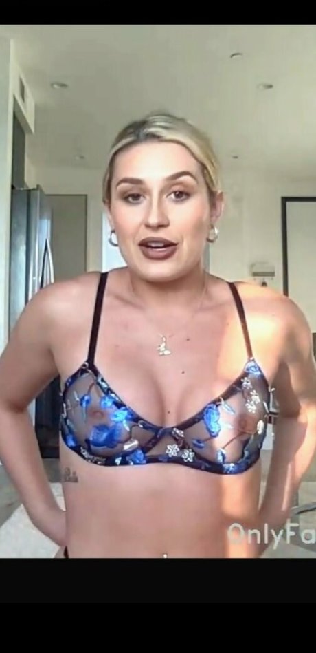 Lauren Corazza pornstar hot photo