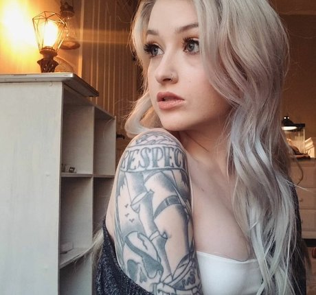 Christa Panek model nude gallery