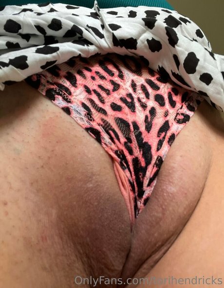 Tori Hendricks xxx model photo