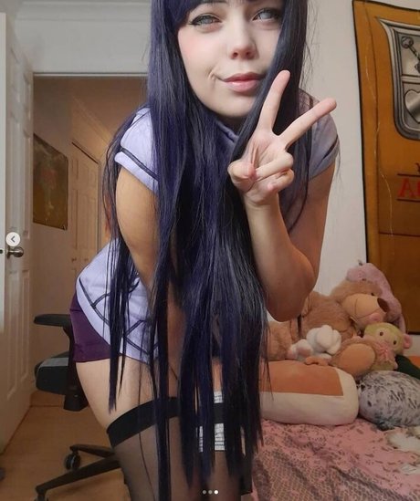 Taell sexy actress gallery