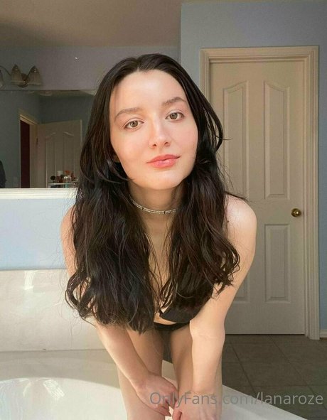 lanaroze sex star picture