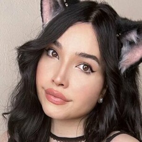 ariangelsfree model perfect pic