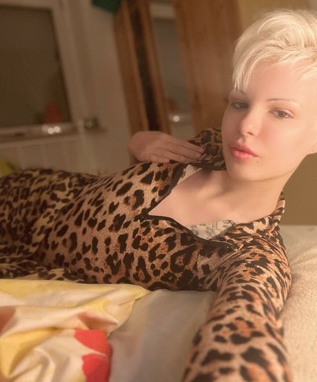 Blonditwink star hot gallery