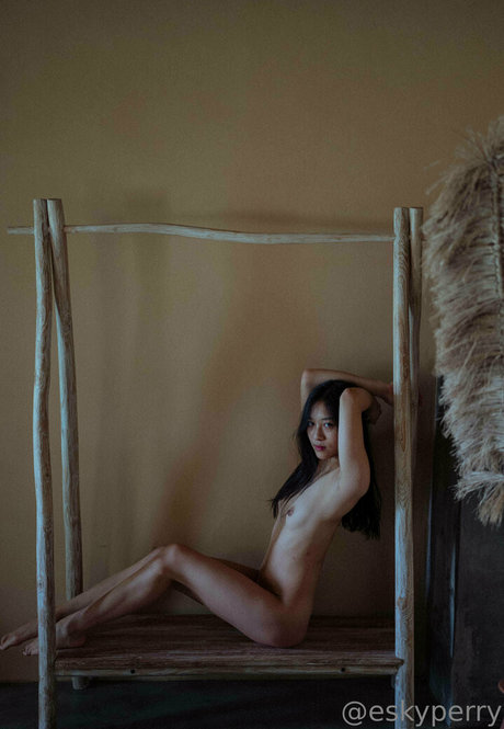 eskyperry hot actress photo