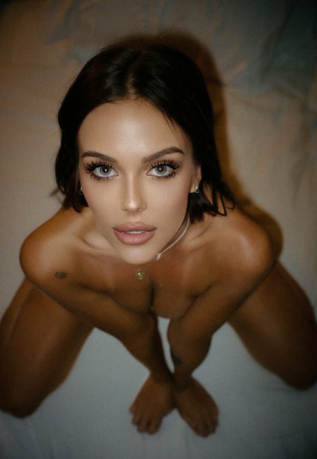 Abby Glasby porn model galleries