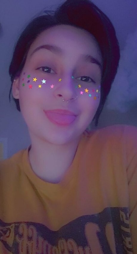 naomistarr hd actress gallery