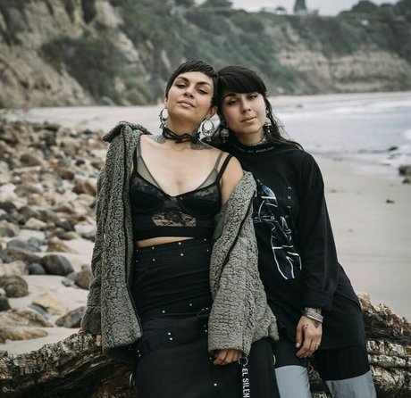 Krewella pretty star pic