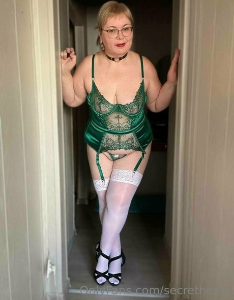 secrethelen pornographic actress pics