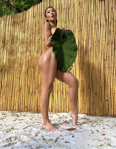 Lotus Bombb nude actress galleries