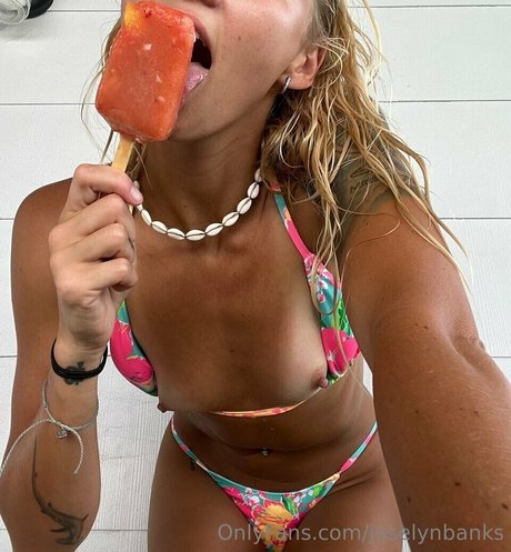 Joselyn Banks model art gallery