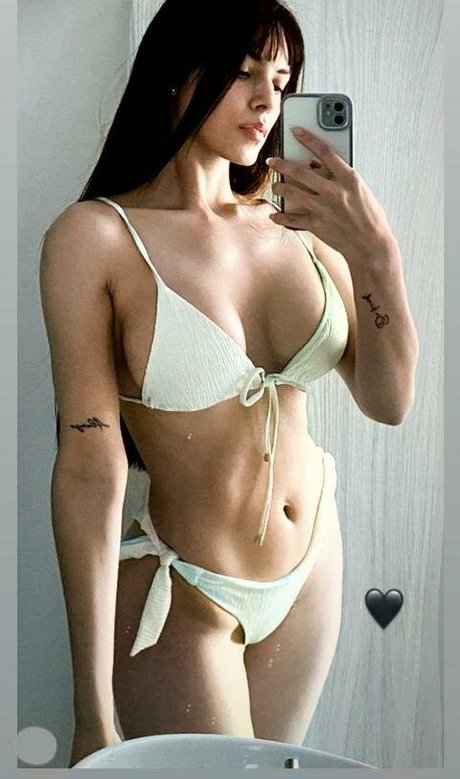 natalyduran 03 high quality model image