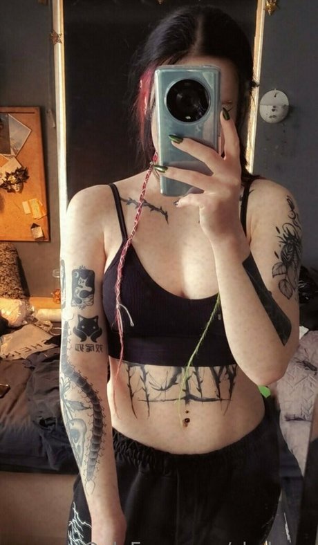 shakyxx sexy model pic