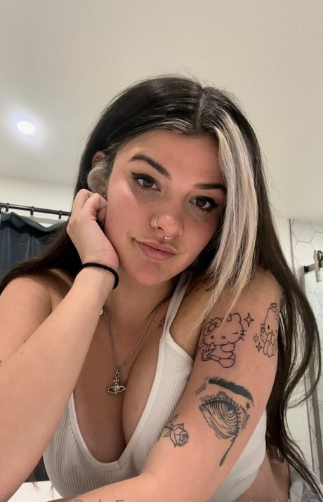 painted ladi art star photos