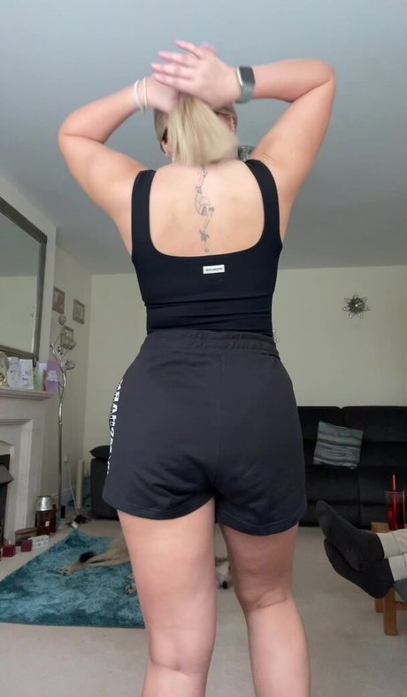 Robyn Emily pornographic star photo