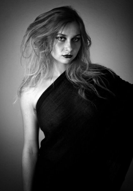 Nujolie free model images