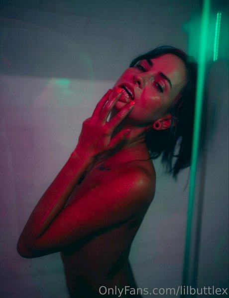 lilbuttlex erotic pornstar picture