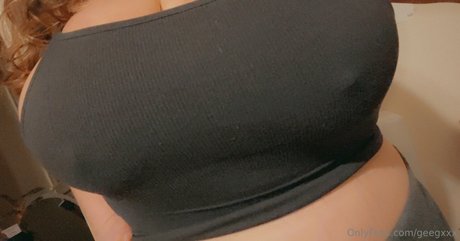 geegxxx model sexy pic