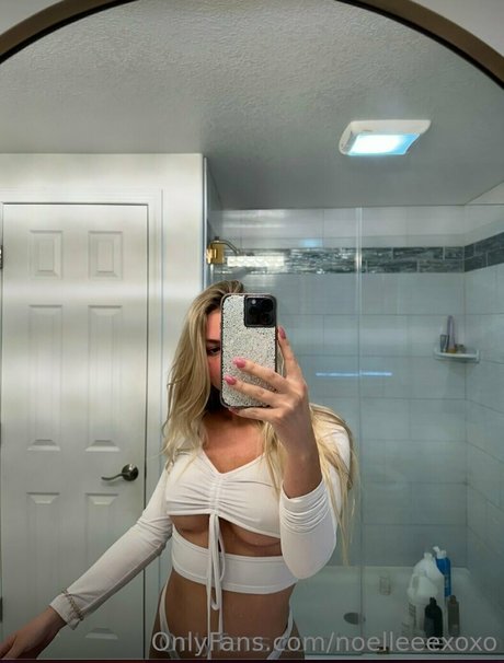 noelleeexoxo model free photos